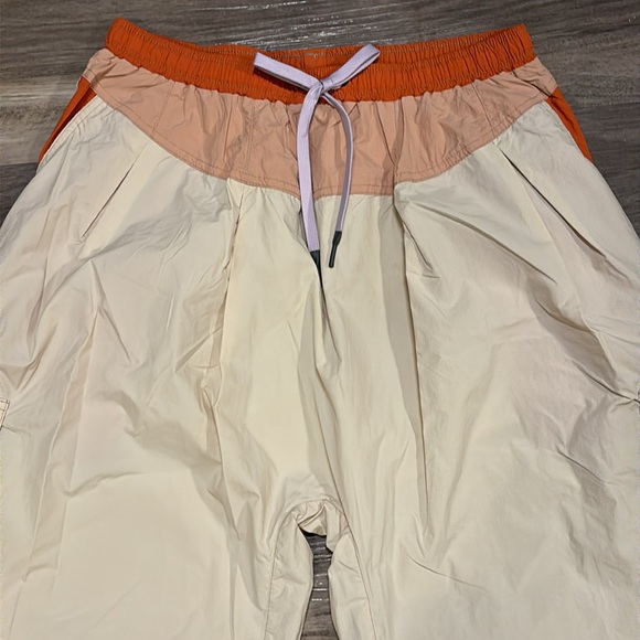 NWOT FP Movement Parachute Pants - Picture 4 of 9